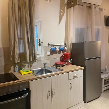 Charieta N.7 Apartman Dasziá