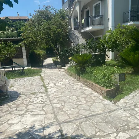 Charieta N.7 Dassia (Corfu)